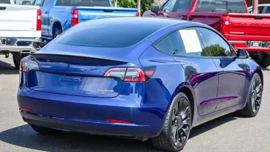 2023 Tesla Model 3 5YJ3E1EC1PF609195