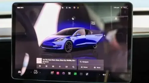 2023 Tesla Model 3 5YJ3E1EC1PF609195