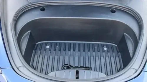 2023 Tesla Model 3 5YJ3E1EC1PF609195