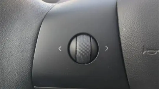 2021 Tesla Model Y 5YJYGDEE6MF070295