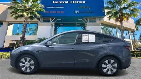 2021 Tesla Model Y 5YJYGDEE6MF070295