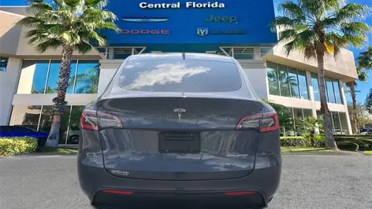2021 Tesla Model Y 5YJYGDEE6MF070295