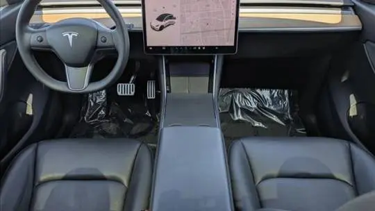 2020 Tesla Model Y 5YJYGDEE9LF028492