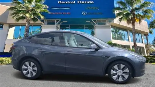 2021 Tesla Model Y 5YJYGDEE6MF070295