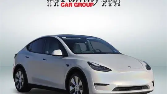 2021 Tesla Model Y 5YJYGAEE4MF176937