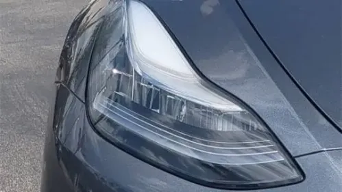 2021 Tesla Model Y 5YJYGDEE6MF070295