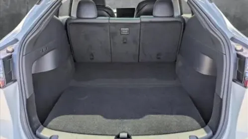 2020 Tesla Model Y 5YJYGDEE9LF028492
