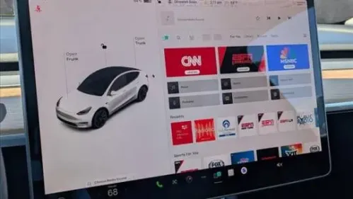 2020 Tesla Model Y 5YJYGDEE9LF028492