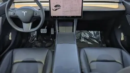 2020 Tesla Model Y 5YJYGDEE9LF028492