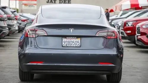2022 Tesla Model 3 5YJ3E1EA9NF373102