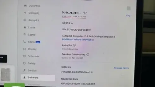 2021 Tesla Model Y 5YJYGDEF9MF093613