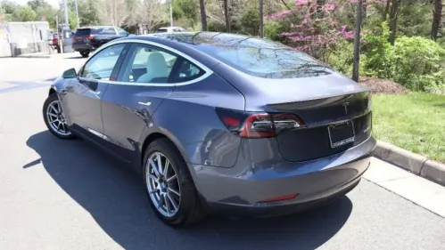 2020 Tesla Model 3 5YJ3E1EC0LF647284
