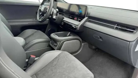 2025 Hyundai IONIQ 5 KM8KNDA82SU008663