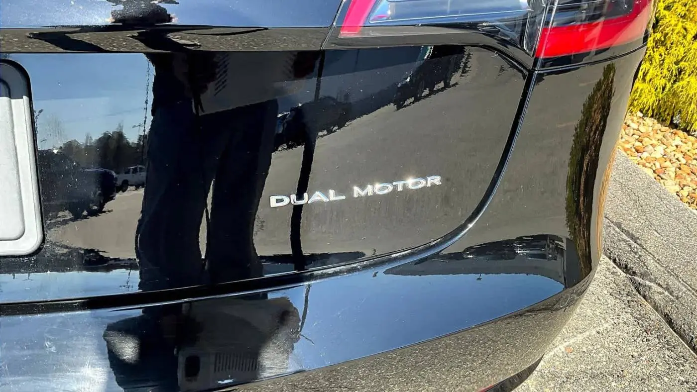 2021 Tesla Model 3 5YJ3E1EB3MF093179