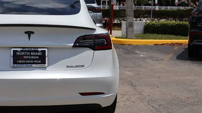 2021 Tesla Model 3 5YJ3E1EC0MF020506