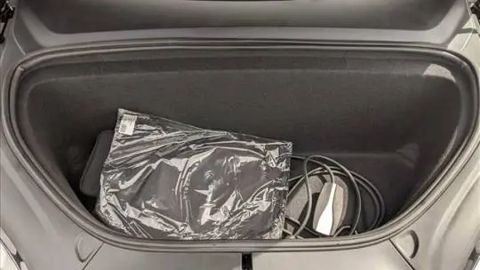 2021 Tesla Model X 5YJXCDE28MF324800