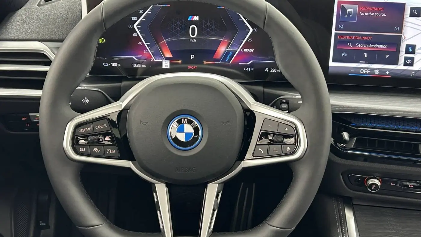 2025 BMW i4 WBY43HD03SFU87128