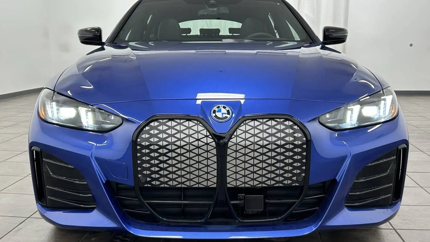 2025 BMW i4 WBY43HD03SFU87128