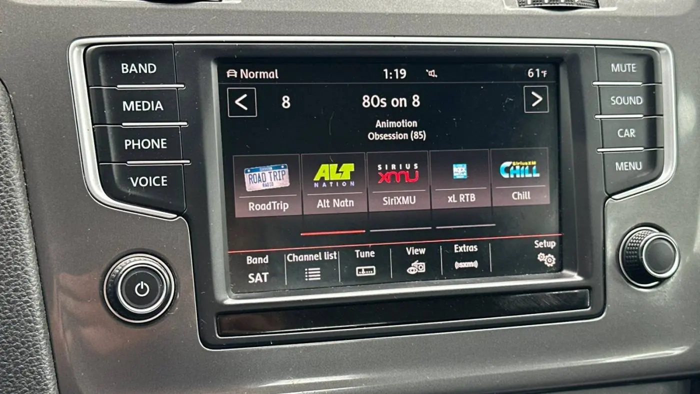 2016 Volkswagen e-Golf WVWKP7AU5GW911818