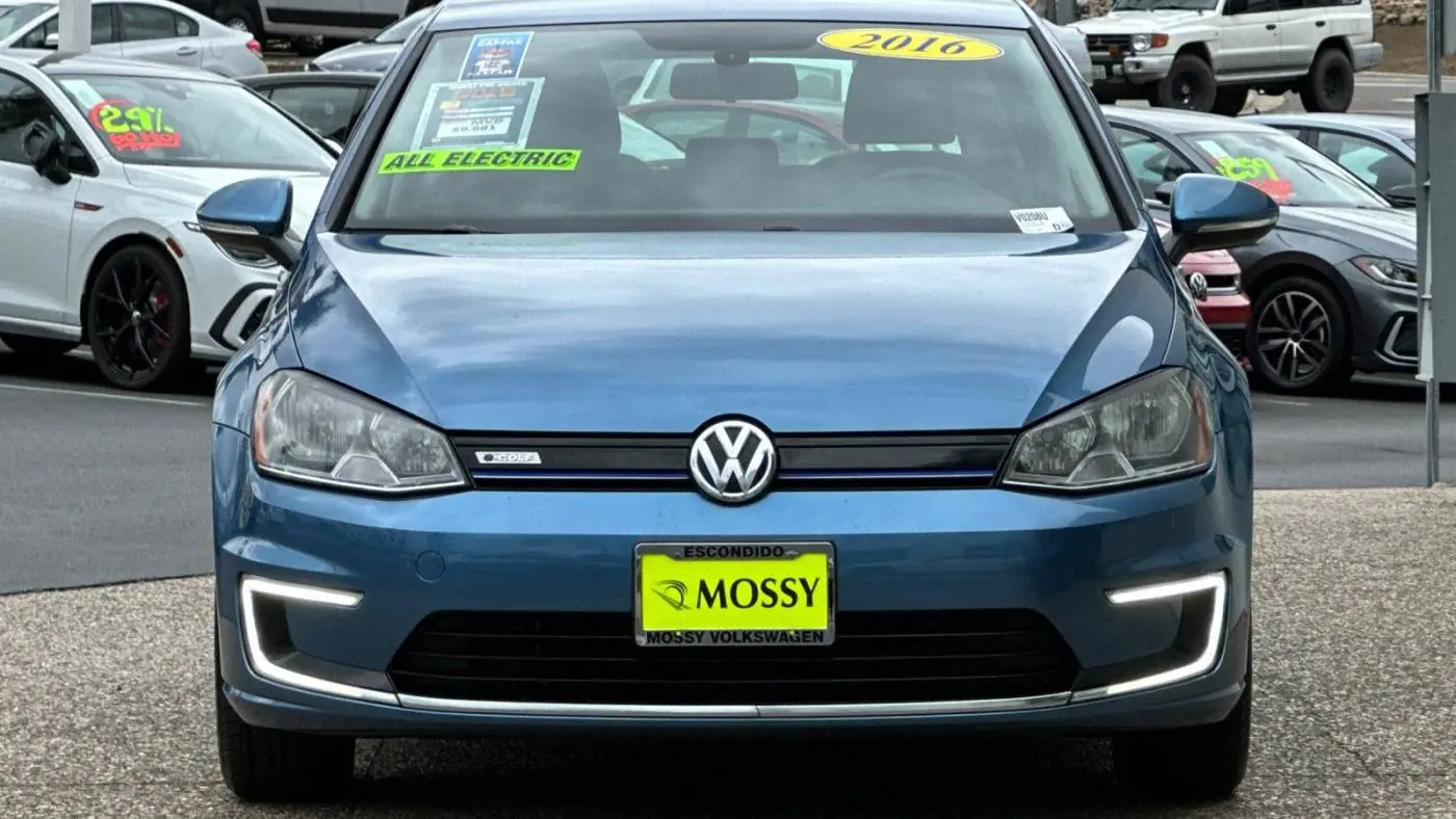 2016 Volkswagen e-Golf WVWKP7AU5GW911818