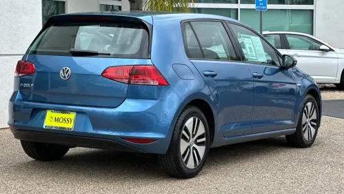 2016 Volkswagen e-Golf WVWKP7AU5GW911818