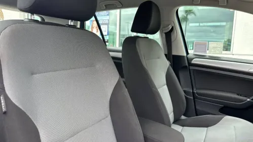 2016 Volkswagen e-Golf WVWKP7AU5GW911818