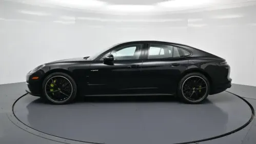 2018 Porsche Panamera WP0AE2A78JL130850
