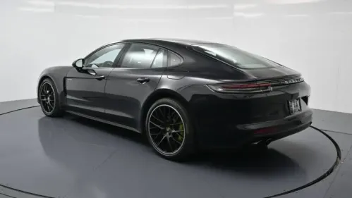 2018 Porsche Panamera WP0AE2A78JL130850