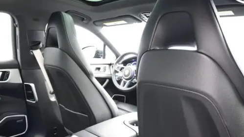 2018 Porsche Panamera WP0AE2A78JL130850