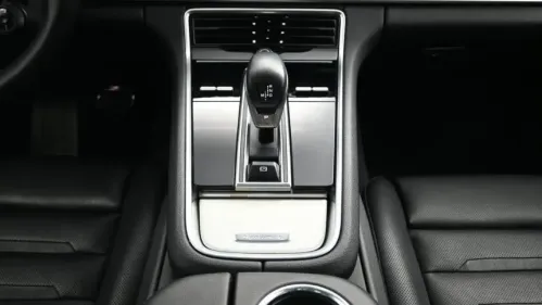 2018 Porsche Panamera WP0AE2A78JL130850