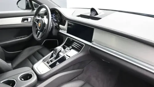 2018 Porsche Panamera WP0AE2A78JL130850