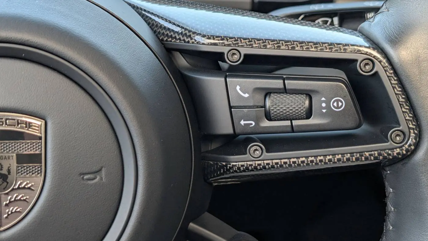 2024 Porsche Macan Electric WP1AC2XA8RL200136