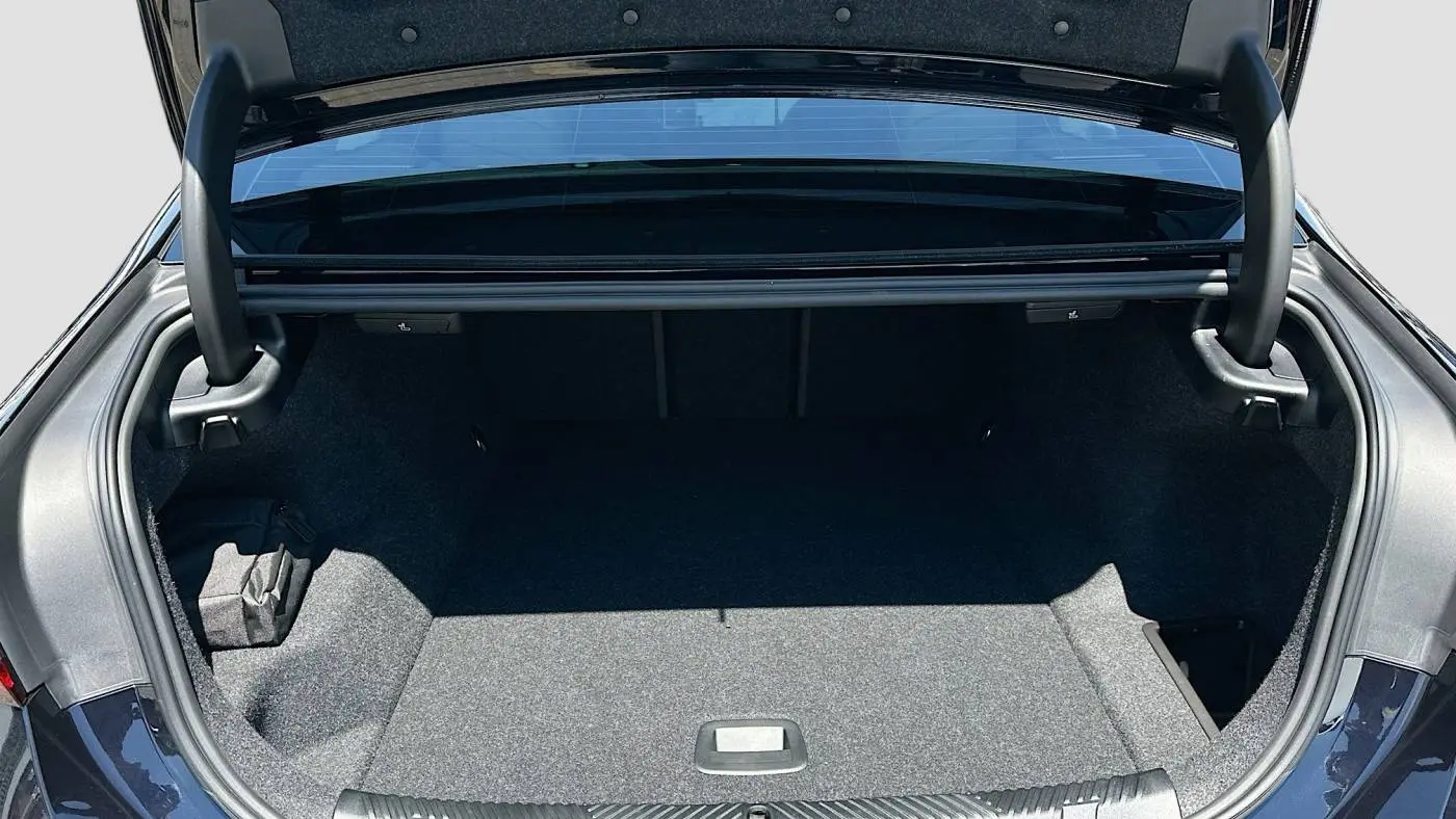 2025 BMW i5 WBY33FK07SCT70379