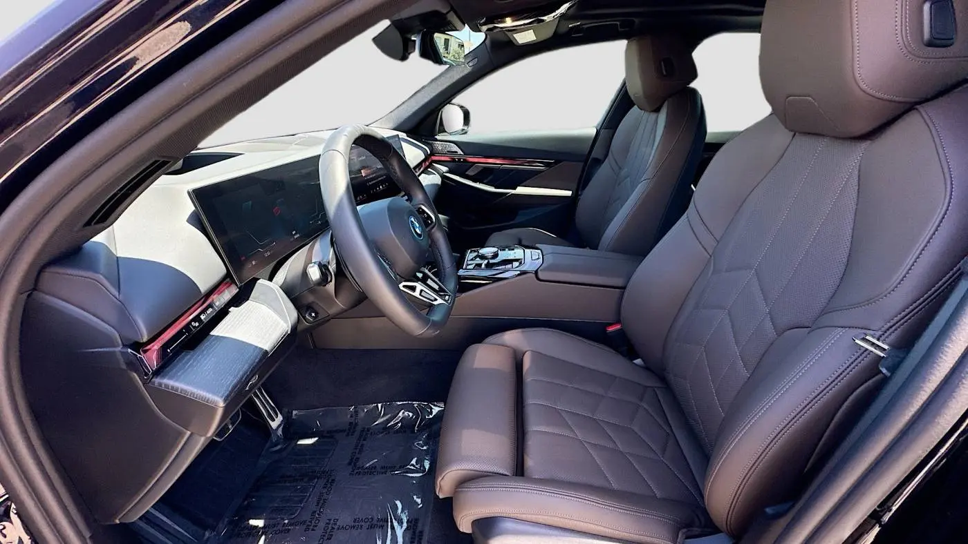 2025 BMW i5 WBY33FK07SCT70379