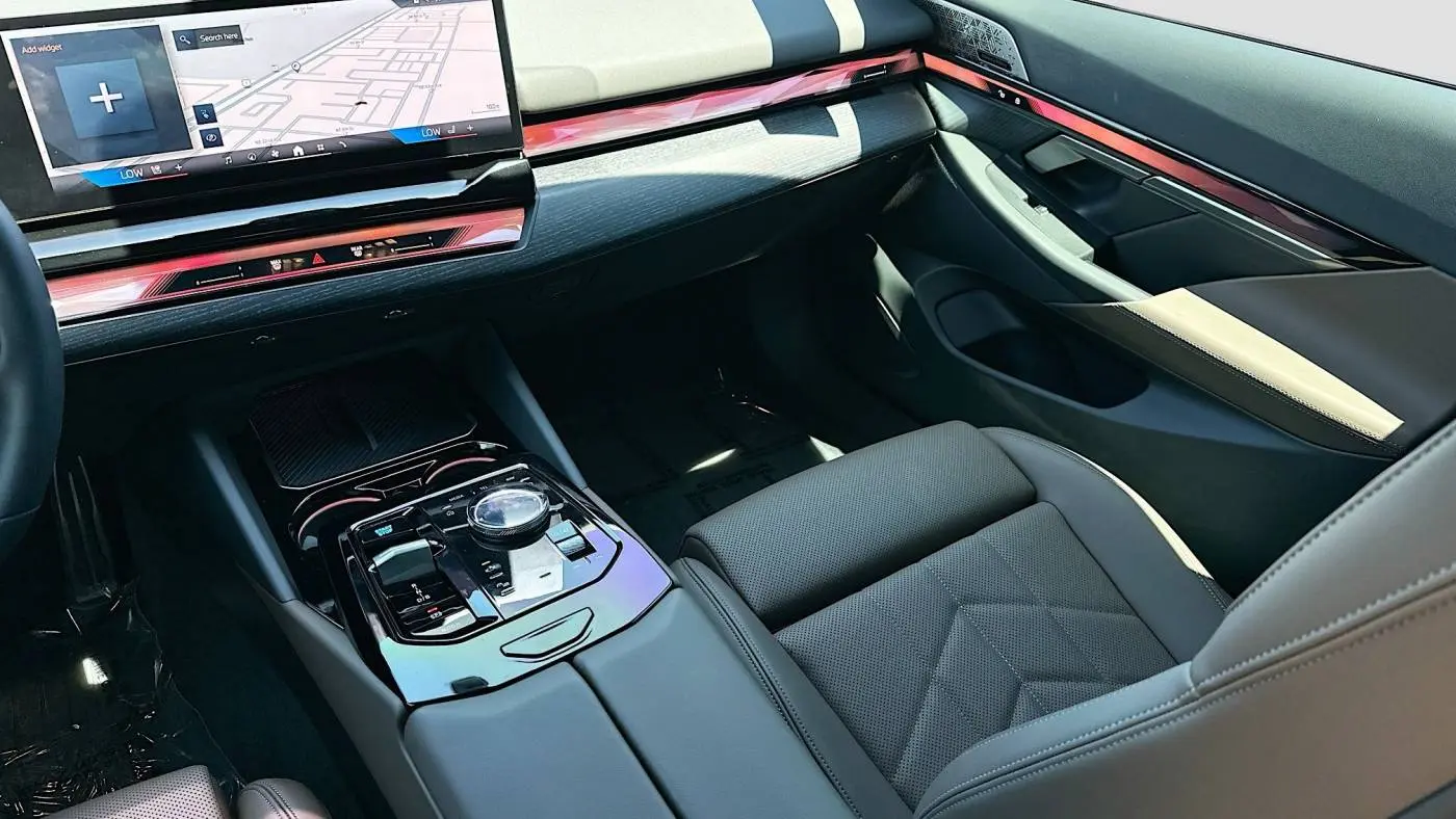 2025 BMW i5 WBY33FK07SCT70379