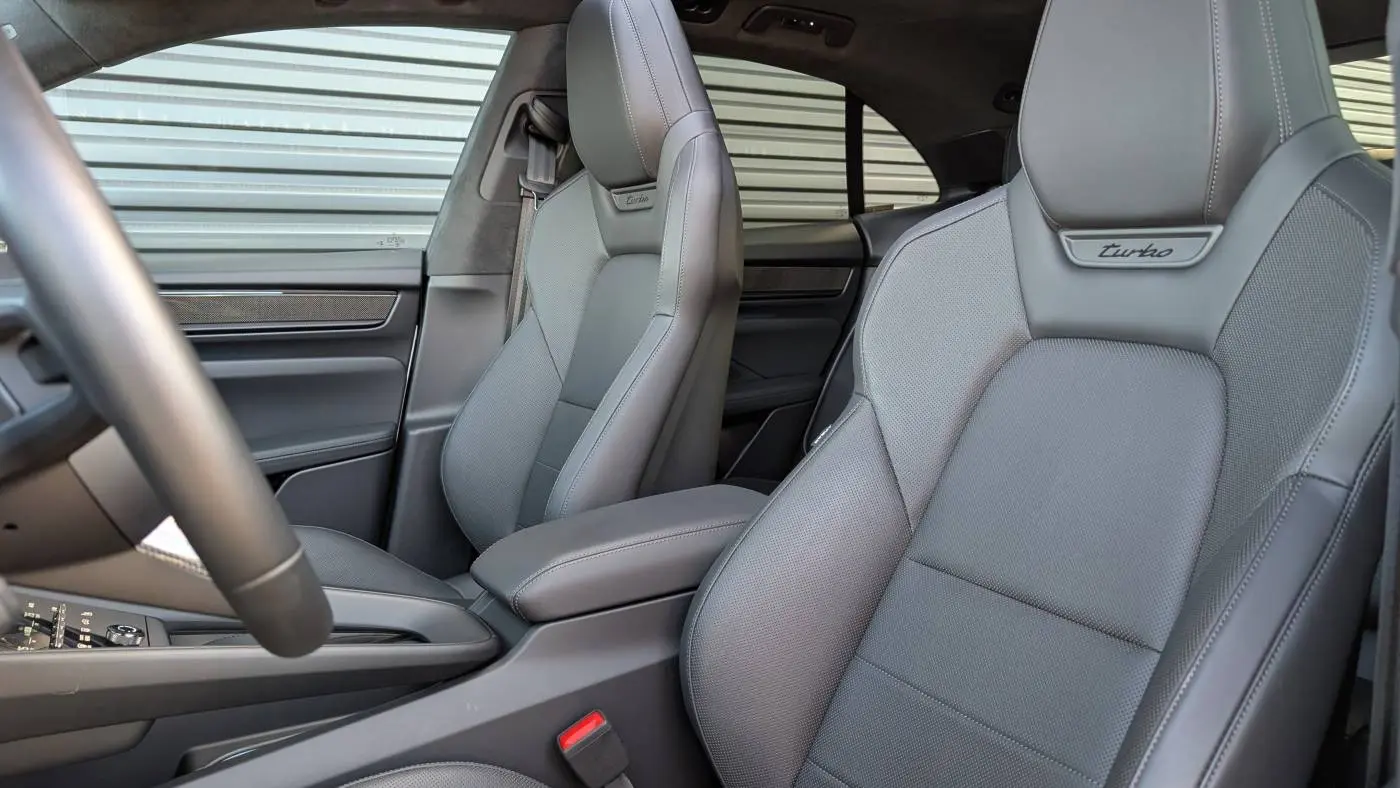 2024 Porsche Macan Electric WP1AC2XA8RL200136
