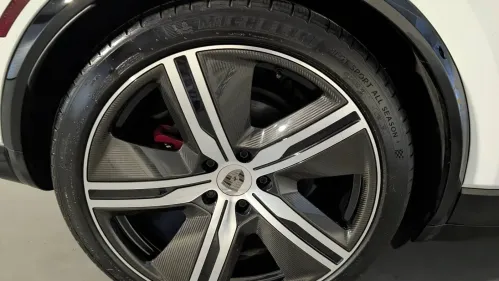 2024 Porsche Macan Electric WP1AC2XA8RL200136