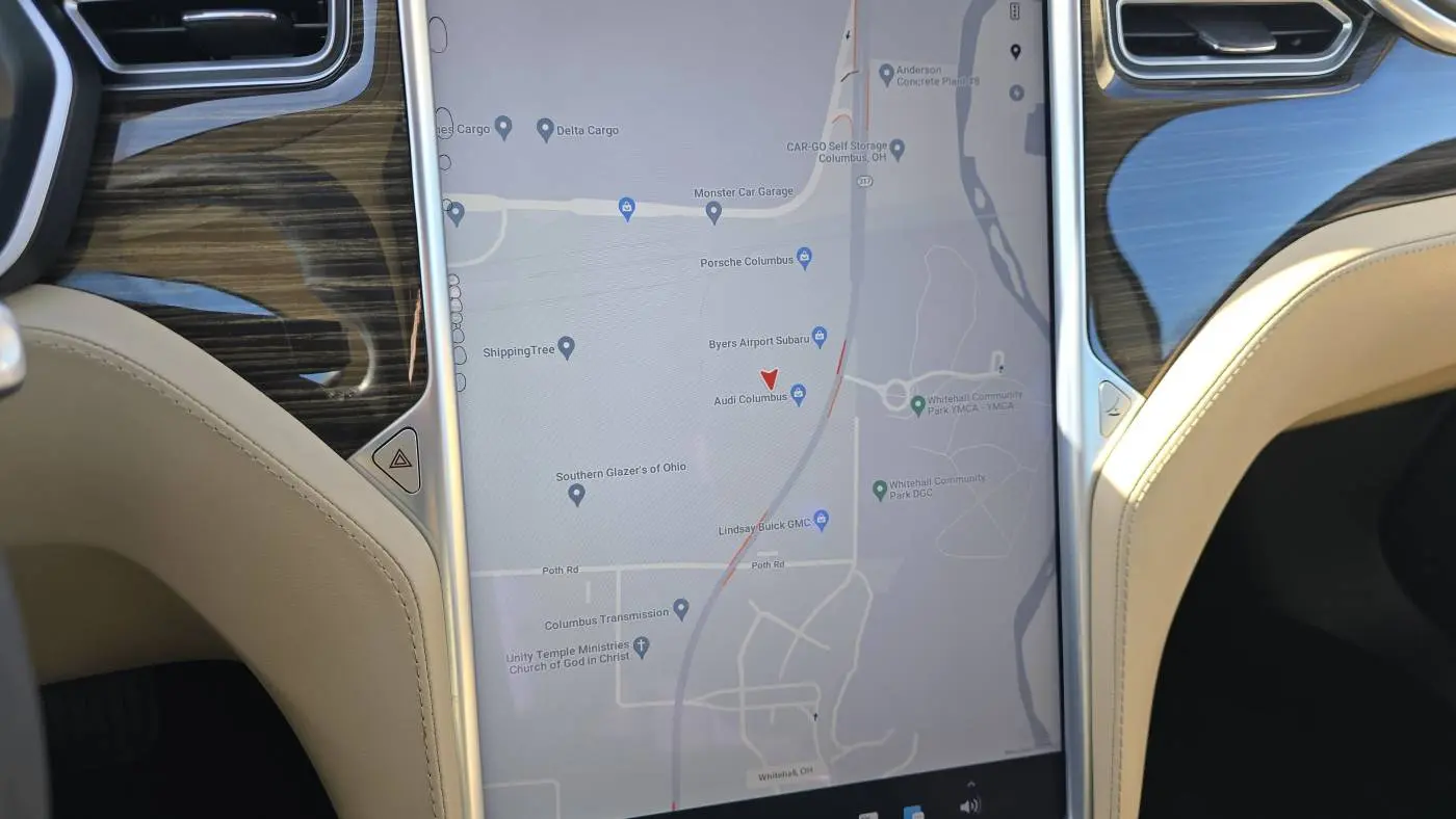 2016 Tesla Model S 5YJSA1E19GF123451