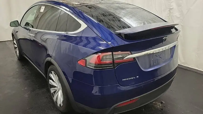 2020 Tesla Model X 5YJXCBE2XLF238956