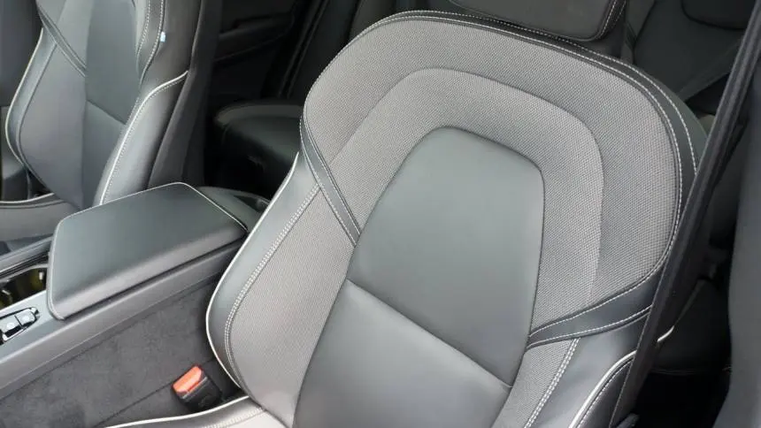 2022 Volvo XC60 YV4BR0DM4N1992699