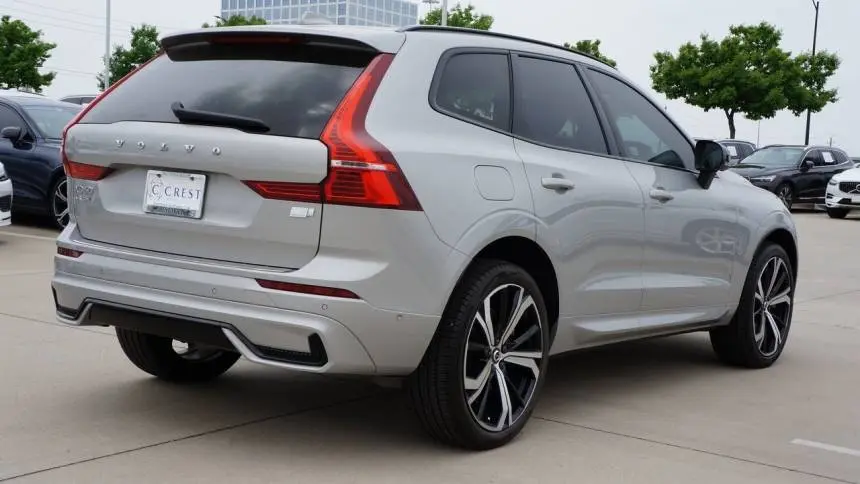 2022 Volvo XC60 YV4BR0DM4N1992699