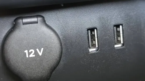 2016 Tesla Model S 5YJSA1E19GF123451