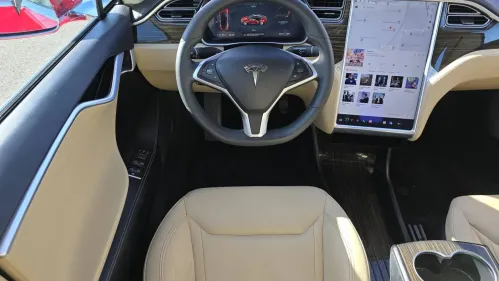 2016 Tesla Model S 5YJSA1E19GF123451