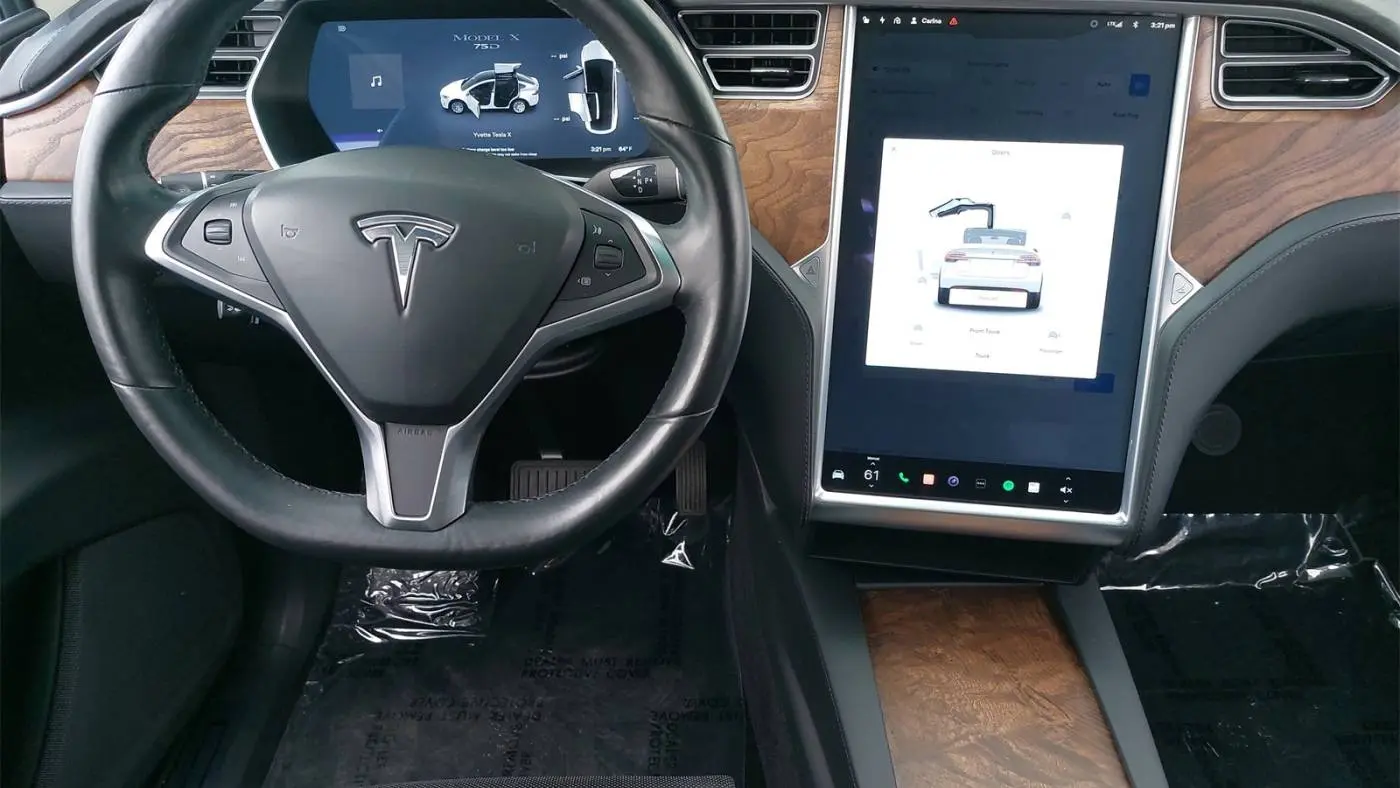 2016 Tesla Model X 5YJXCDE29GF027698