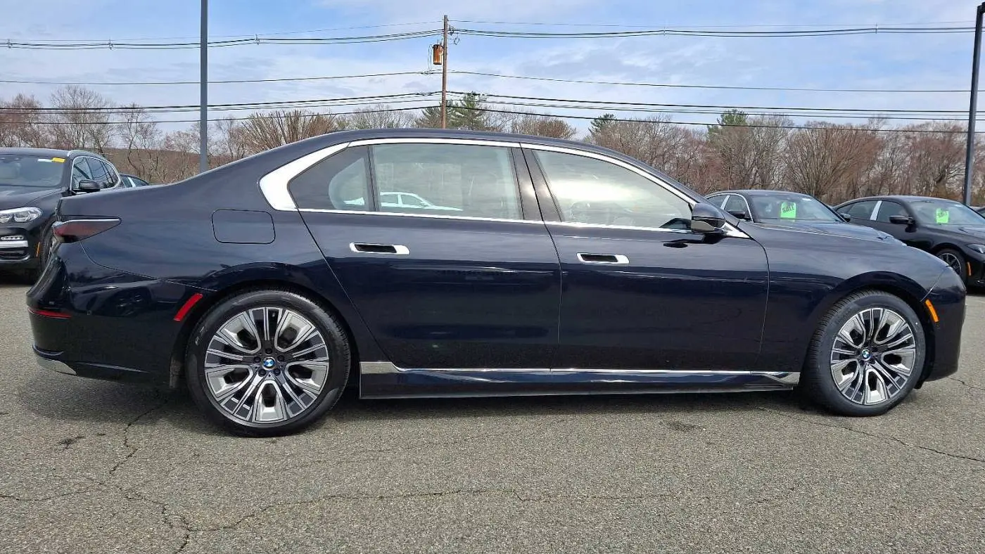 2023 BMW i7 WBY53EJ08PCN86074