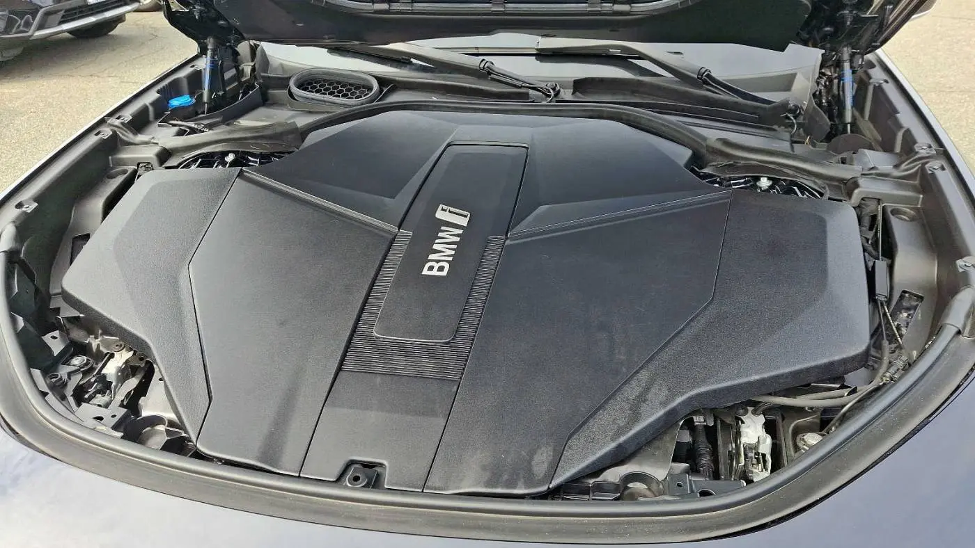 2023 BMW i7 WBY53EJ08PCN86074