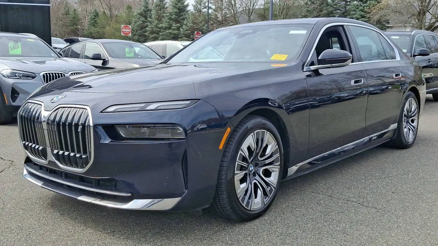 2023 BMW i7 WBY53EJ08PCN86074