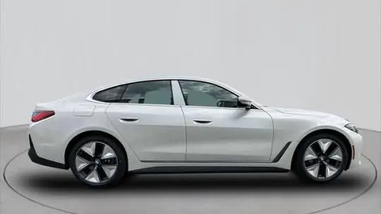 2025 BMW i4 WBY43HD03SFU86951