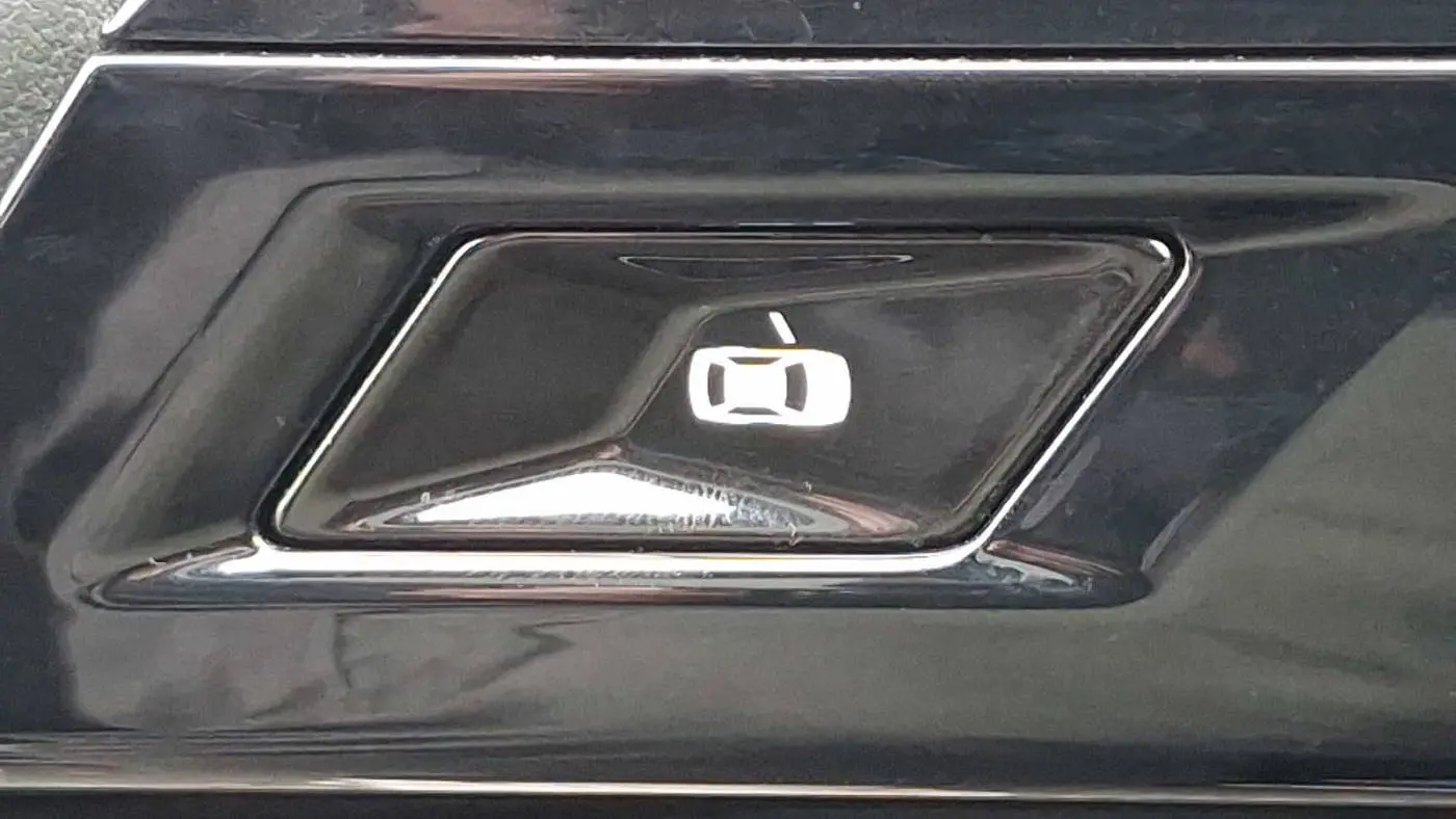 2023 BMW i7 WBY53EJ08PCN86074