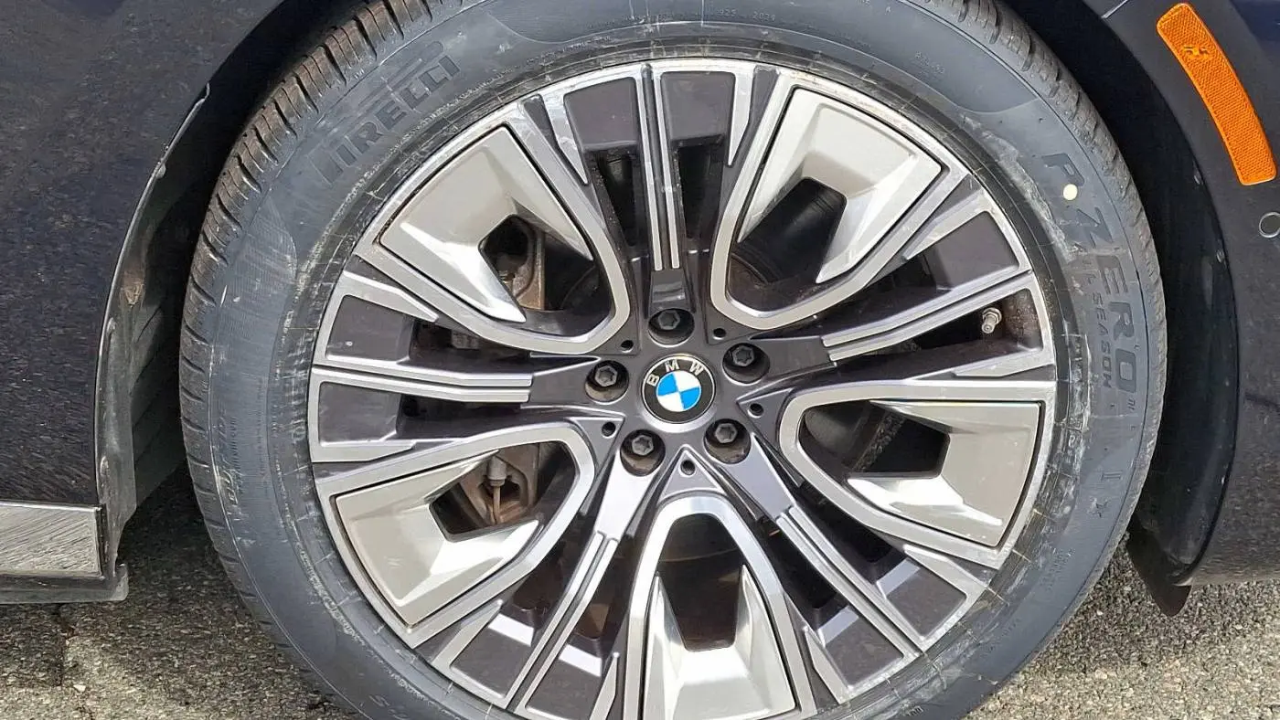 2023 BMW i7 WBY53EJ08PCN86074